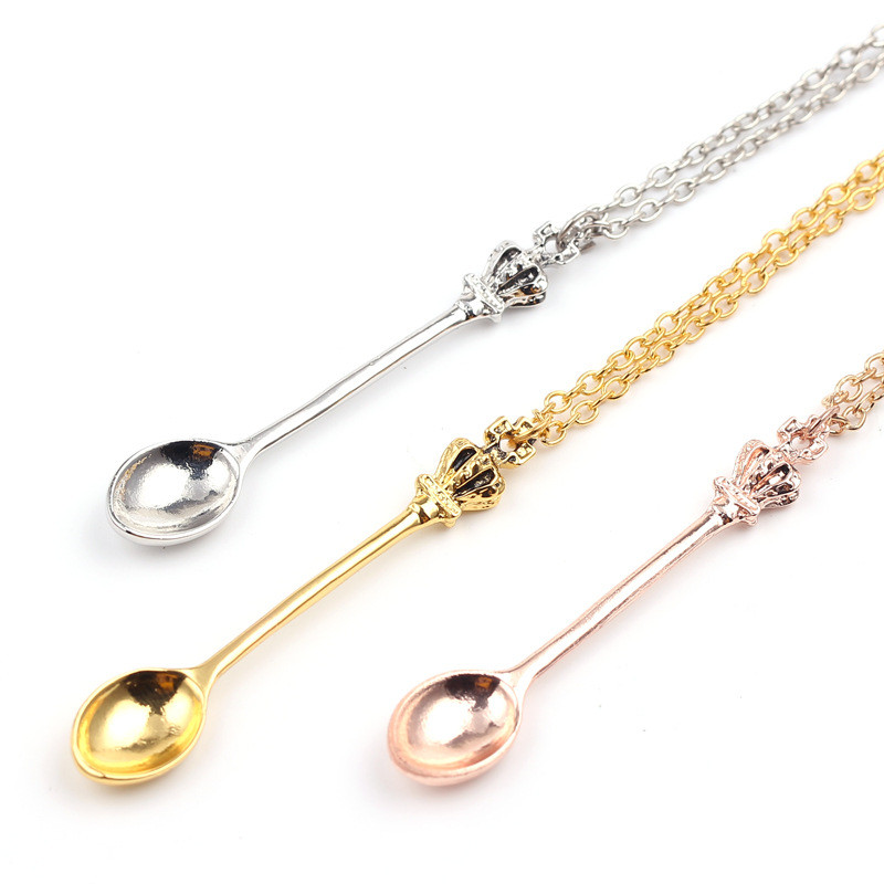 Collier pendentif Alice vintag - Vintage Collectible Spoons avis et prix